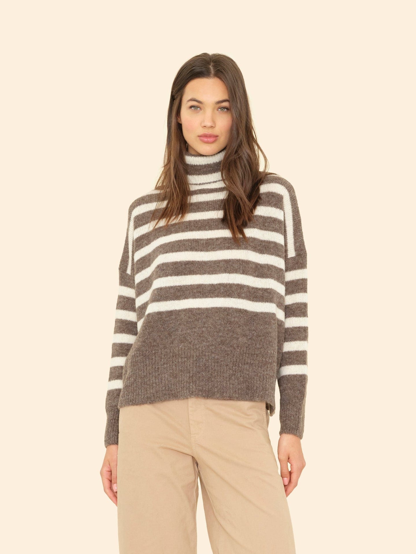 X2506 Sweater Wheat Ivory Brady Sweater Wheat Ivory Brady Sweater
