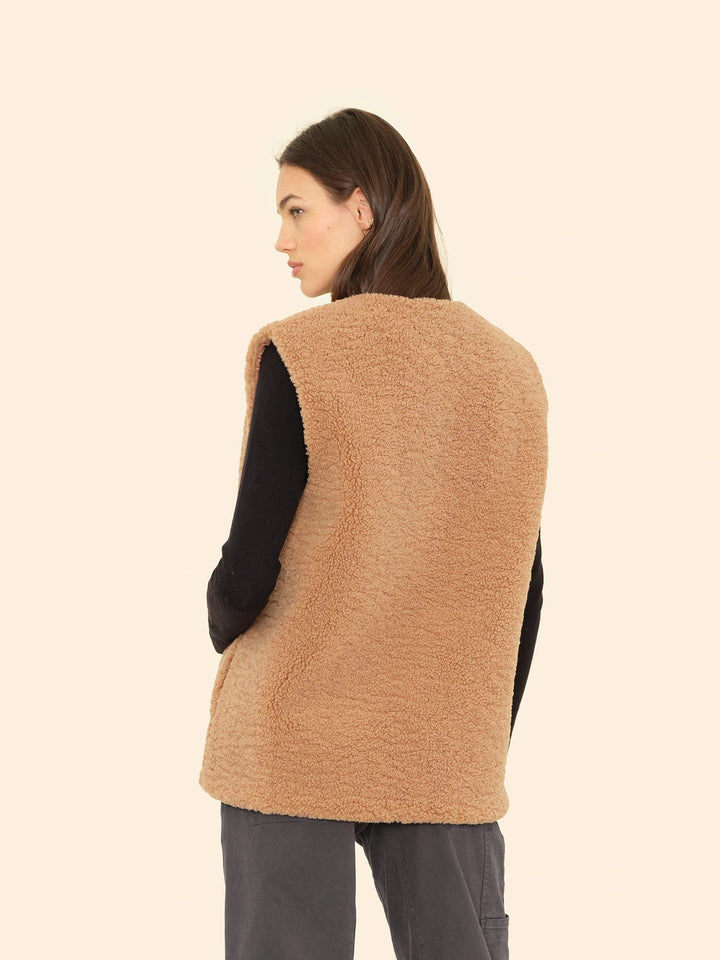 X2506 Vest Teddy Brown Thea Vest Teddy Brown Thea Vest