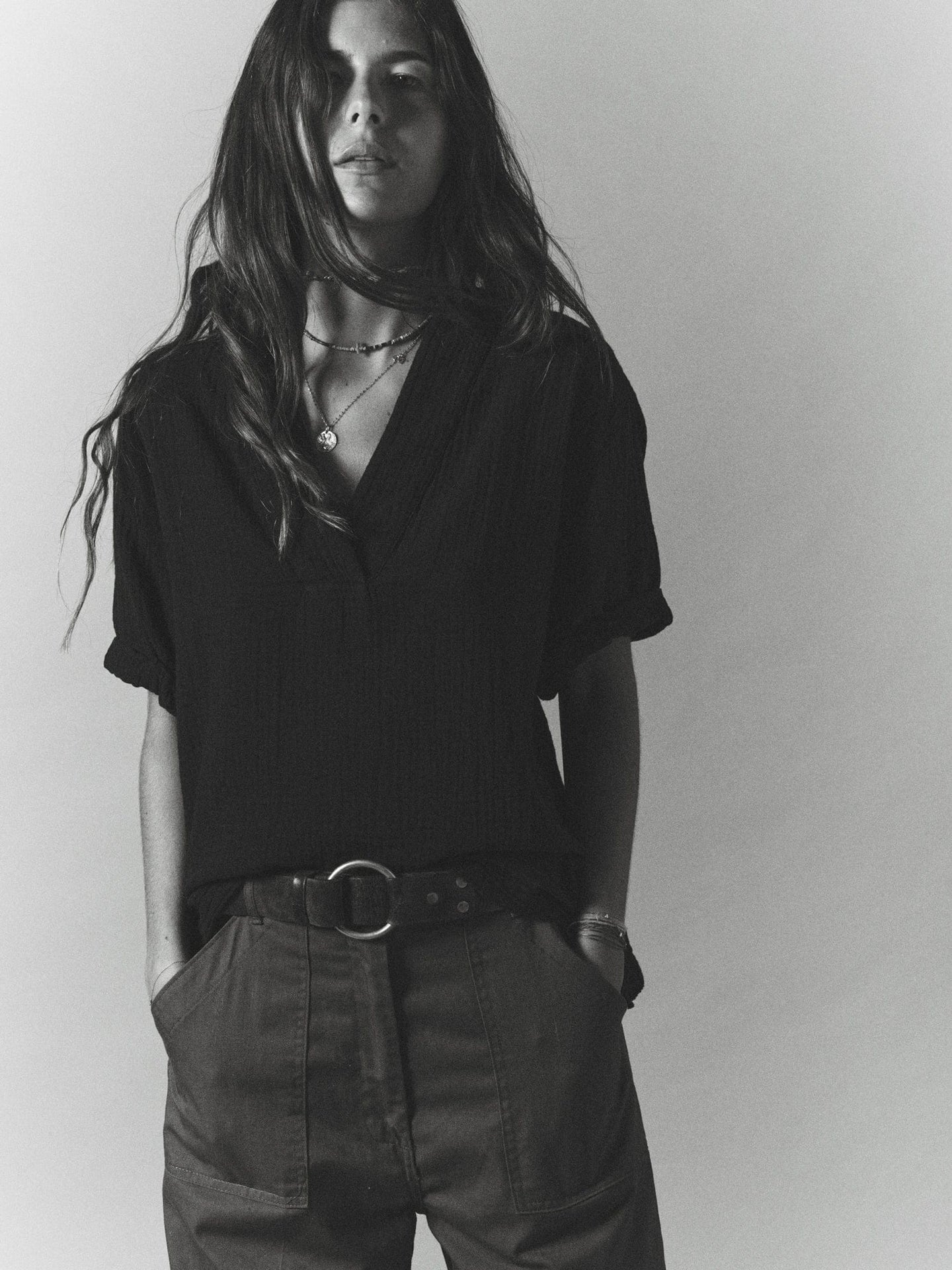 Xirena Top Black Avery Top