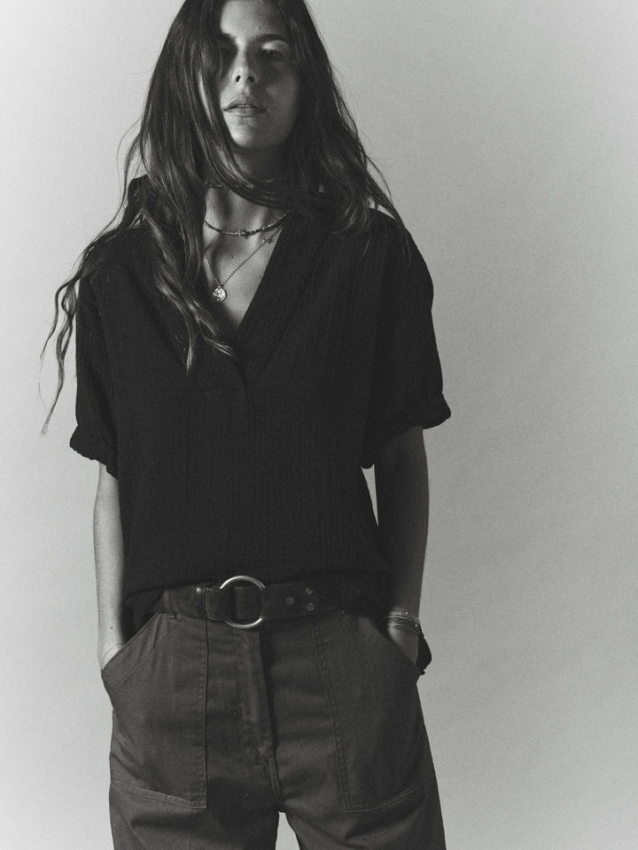 Xirena Top Black Avery Top