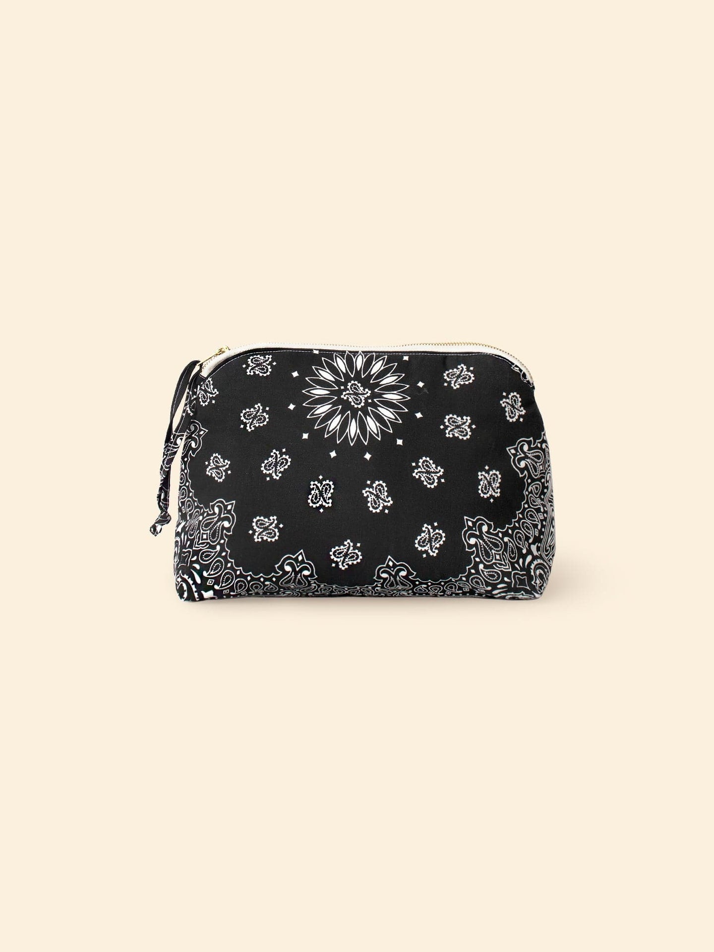 CALL IT BY YOUR NAME Accessory One Size / Black CALL IT BY YOUR NAME Black Happy Face Toiletry Bag C0SLK206-OS-BLK CALL IT BY YOUR NAME Black Happy Face Toiletry Bag
