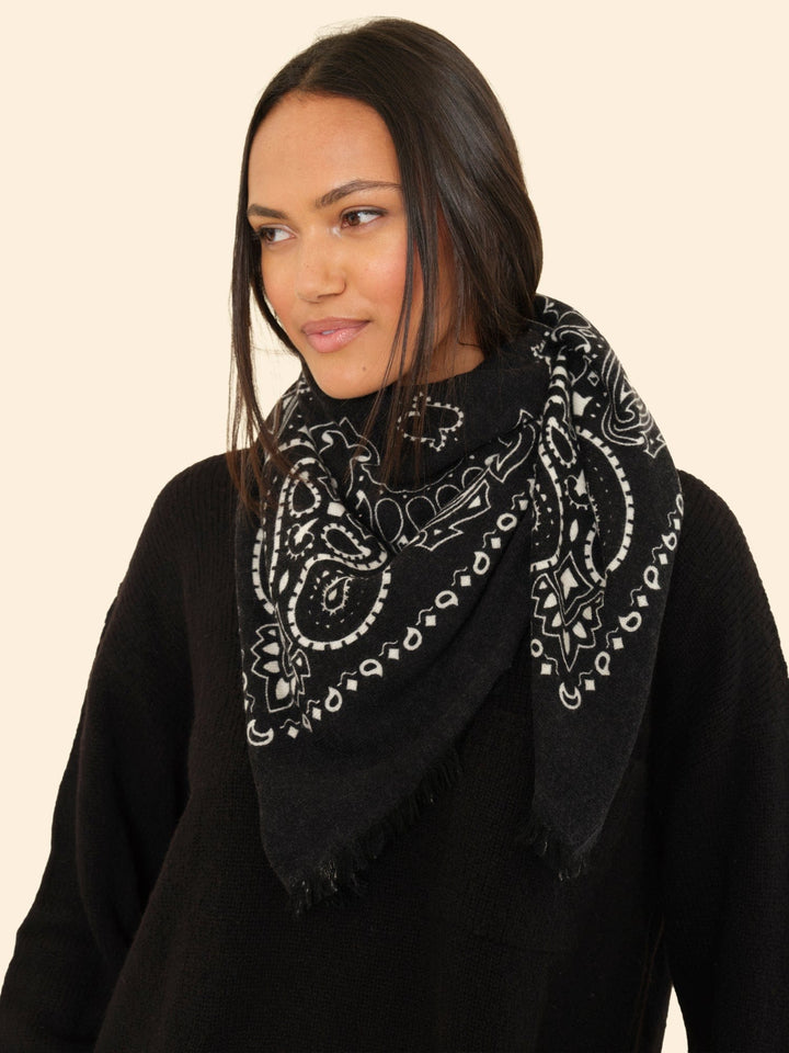 Kujten Accessory One Size / Black Kujten Black Hachiko Bandana K0CSH221-OS-BLK Kujten Black Hachiko Bandana