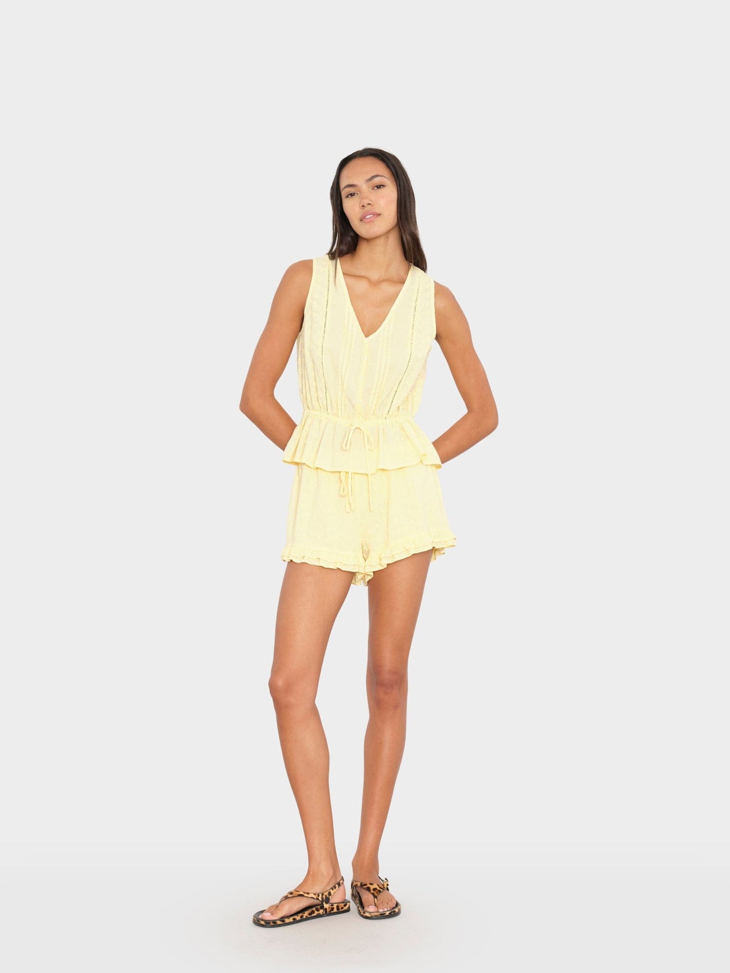 LM03 Short Soft Sun Mimi Short Soft Sun Mimi Short