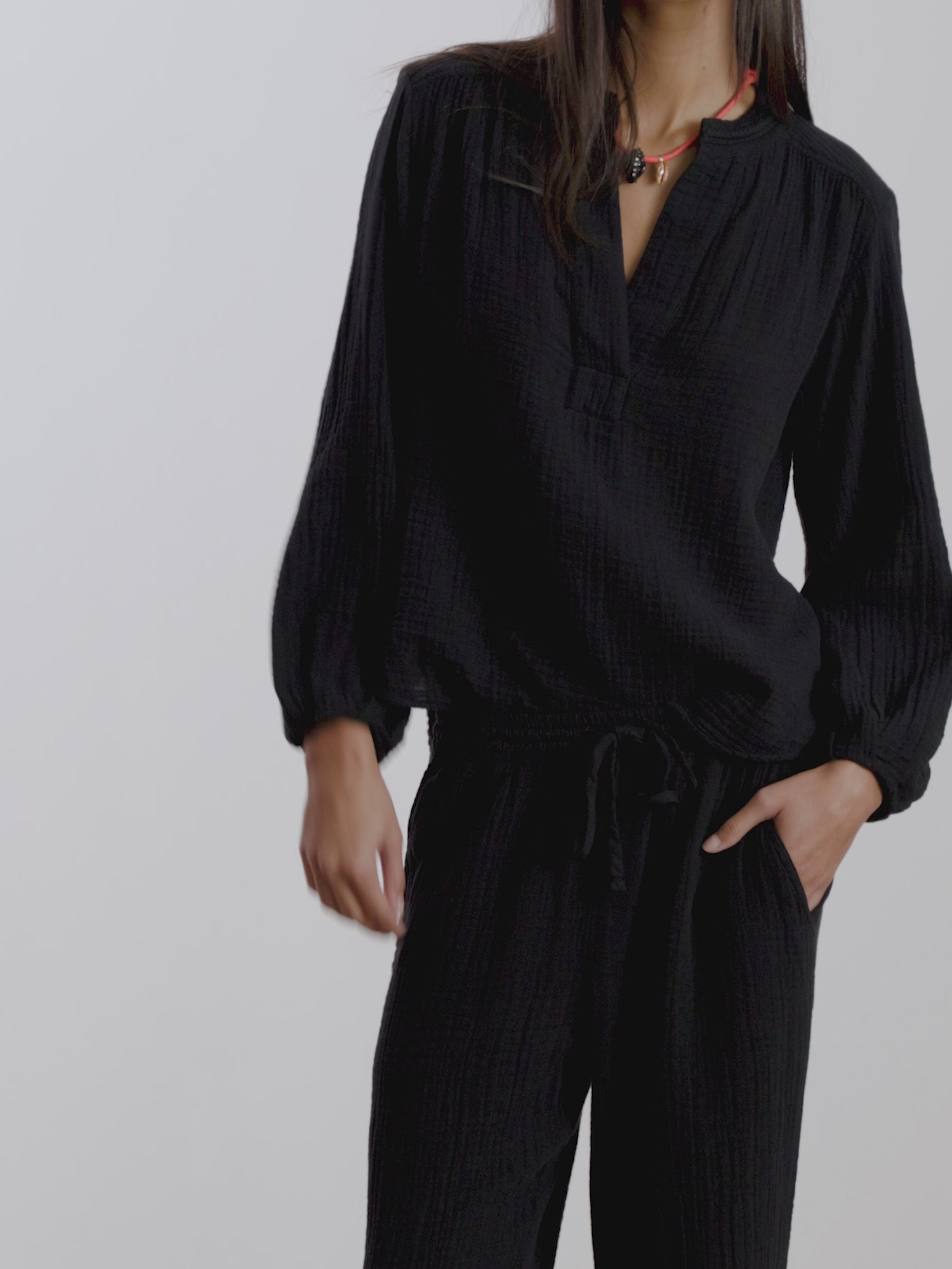 Deep Paradox ブラック 　トレーナーウェア L Black Devon Pant