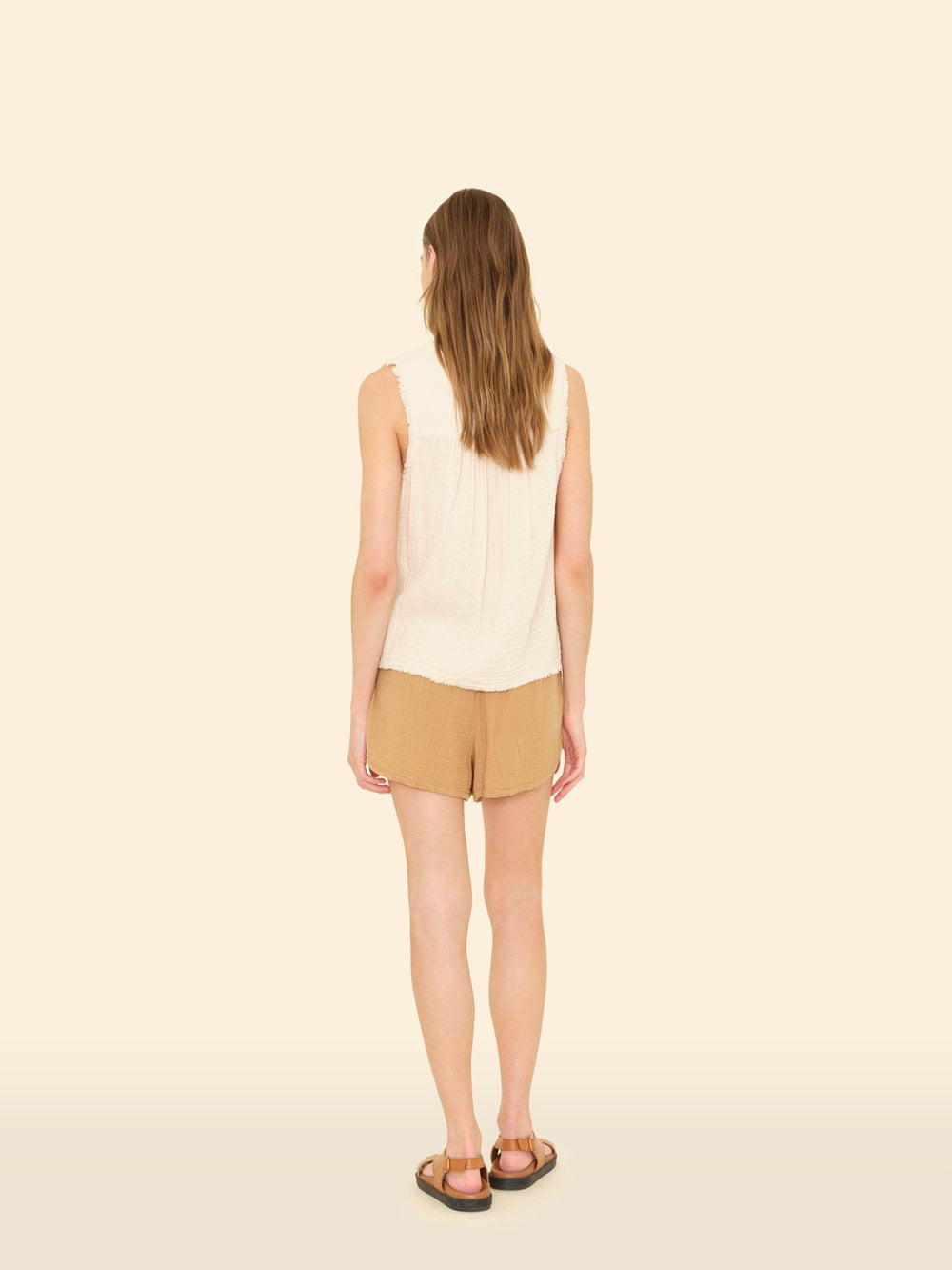 X2502 Short Chester Starla Short Chester Starla Short