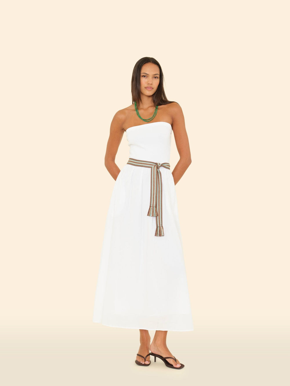 X2503 Dress White Finnian Dress White Finnian Dress