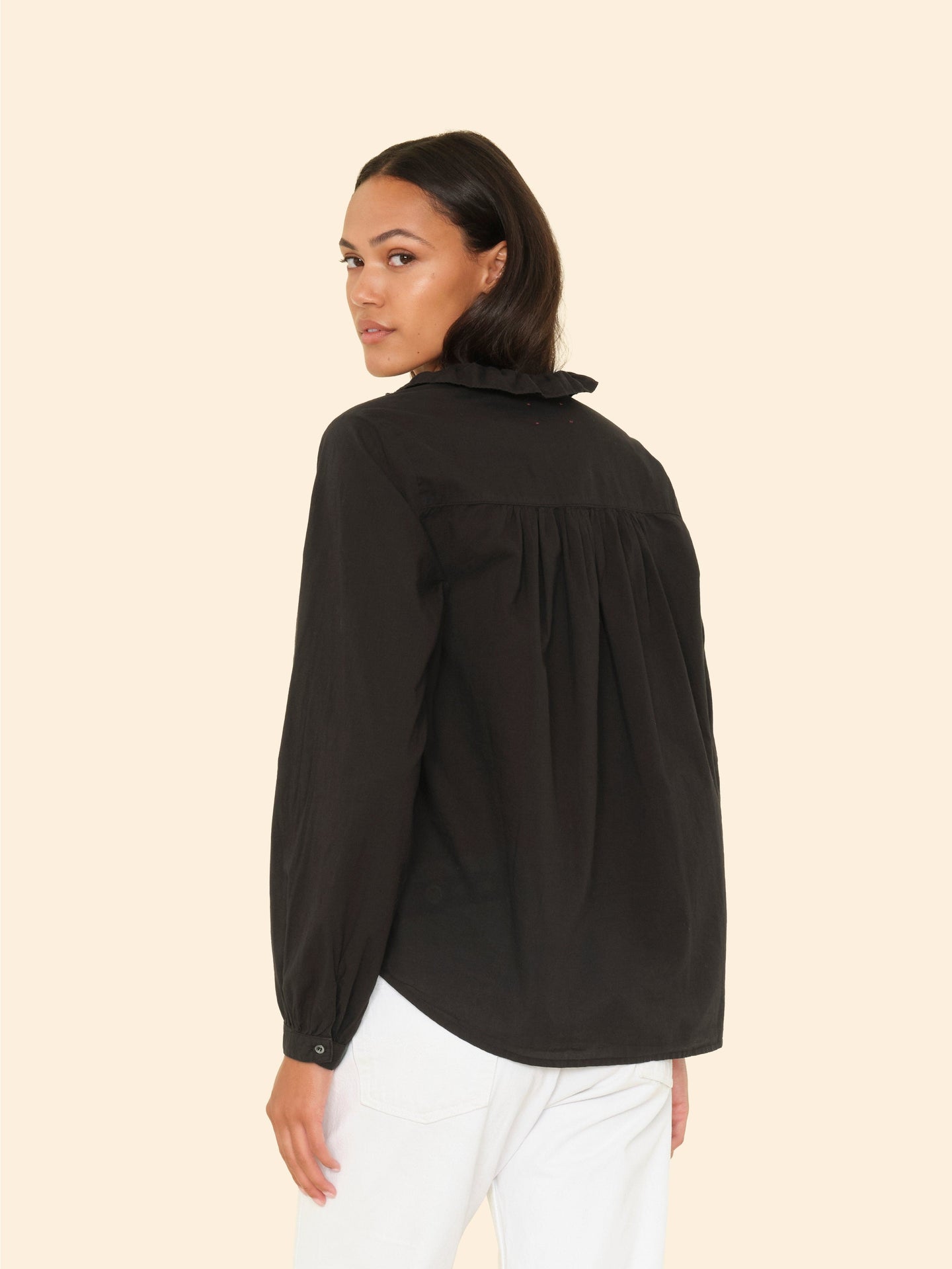 X2505 Top Black Caspian Top Black Caspian Top