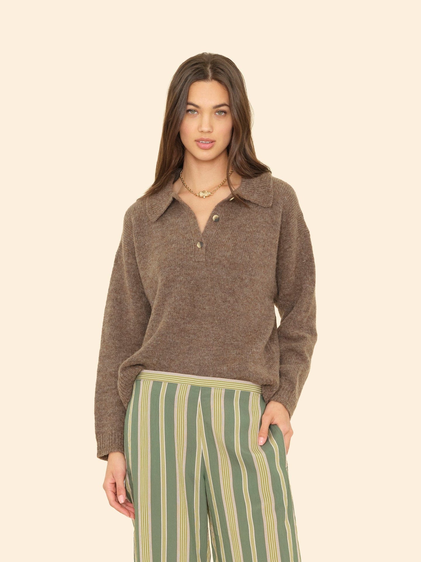 X2506 Sweater Taupe Ethan Sweater Taupe Ethan Sweater