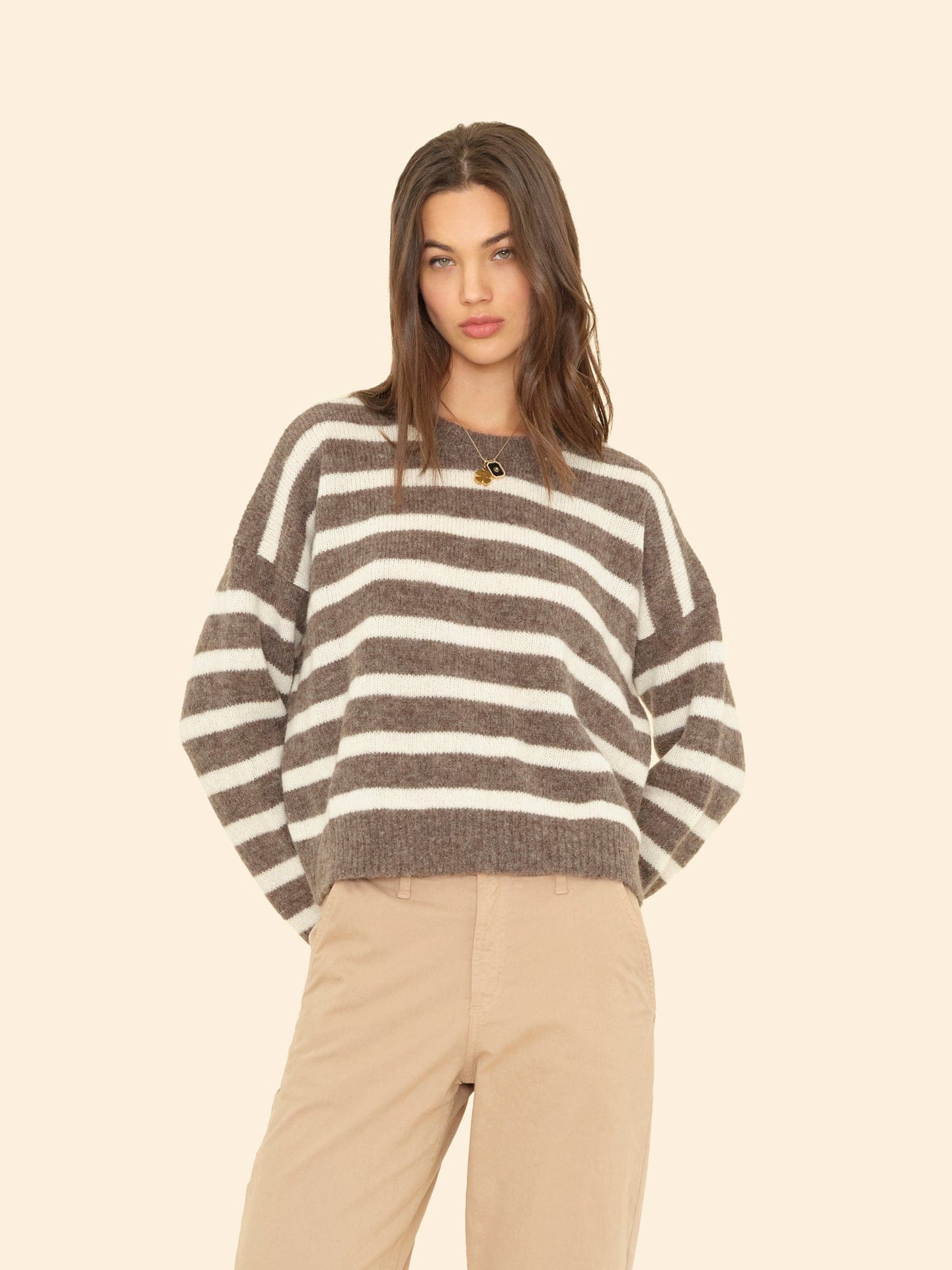 X2506 Sweater Wheat Ivory Lela Sweater Wheat Ivory Lela Sweater