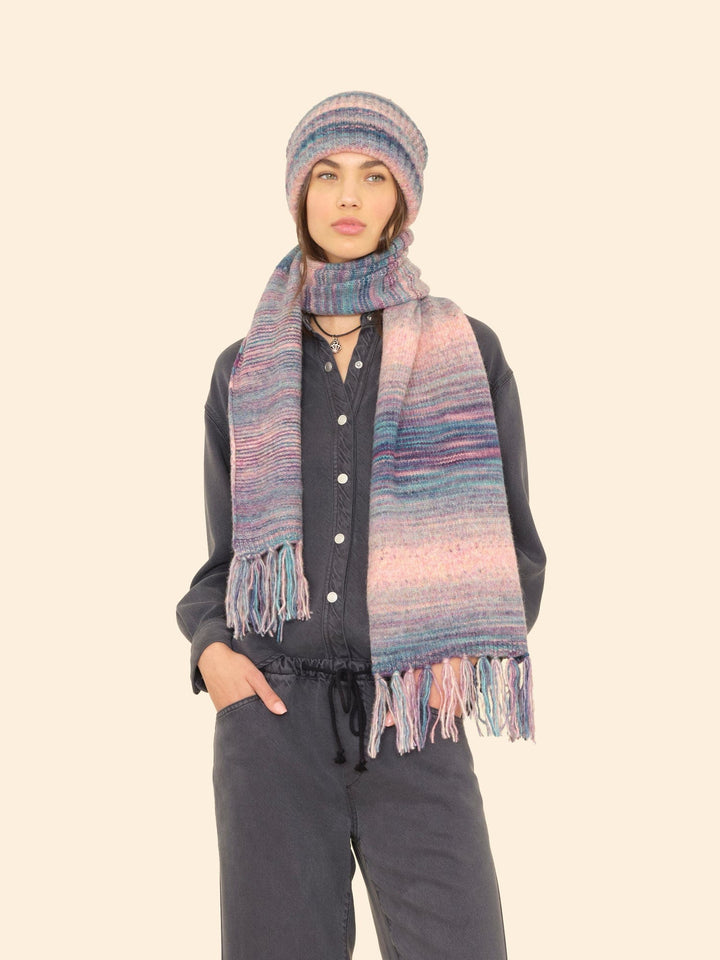 X2507 Scarf One Size / Pink Ombre Pink Ombre Fonda Scarf X0OMS000-OS-PKOM Pink Ombre Fonda Scarf