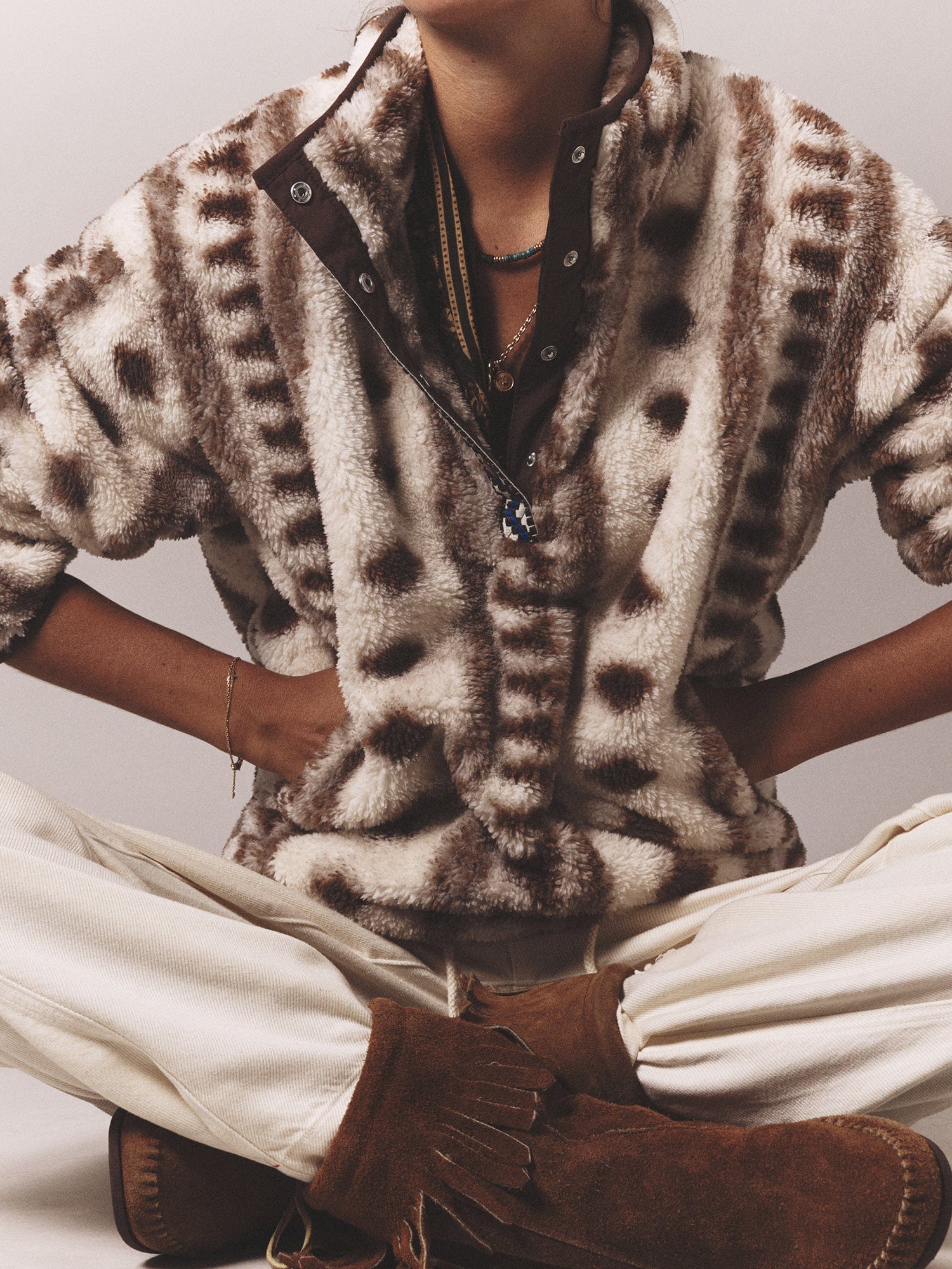 トップス Stone  double zip sweater Double-Zip Pocket Sweater in Brown - Estudio Niksen