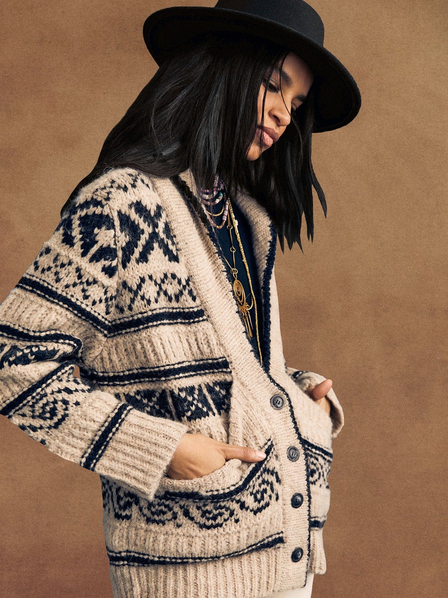 X2507 Sweater Oatmeal Vail Cardigan Oatmeal Vail Cardigan