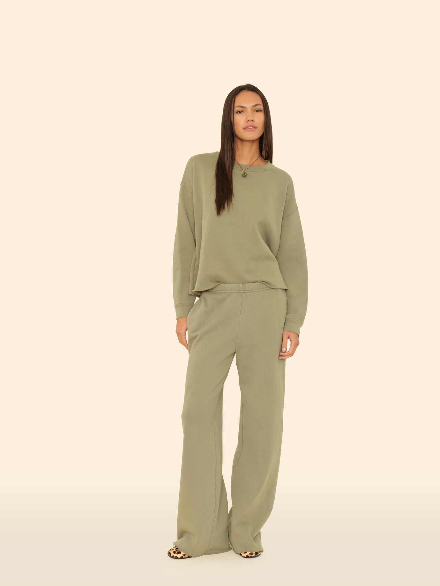 X2508 Sweatpant Olive Leaf Emmette Sweatpant Olive Leaf Emmette Sweatpant