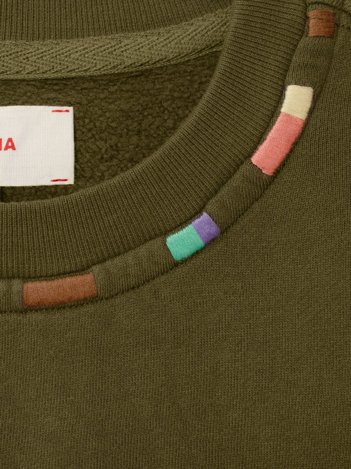 X2508 Sweatshirt Clover Green Embroidered Honor Sweatshirt Clover Green Embroidered Honor Sweatshirt