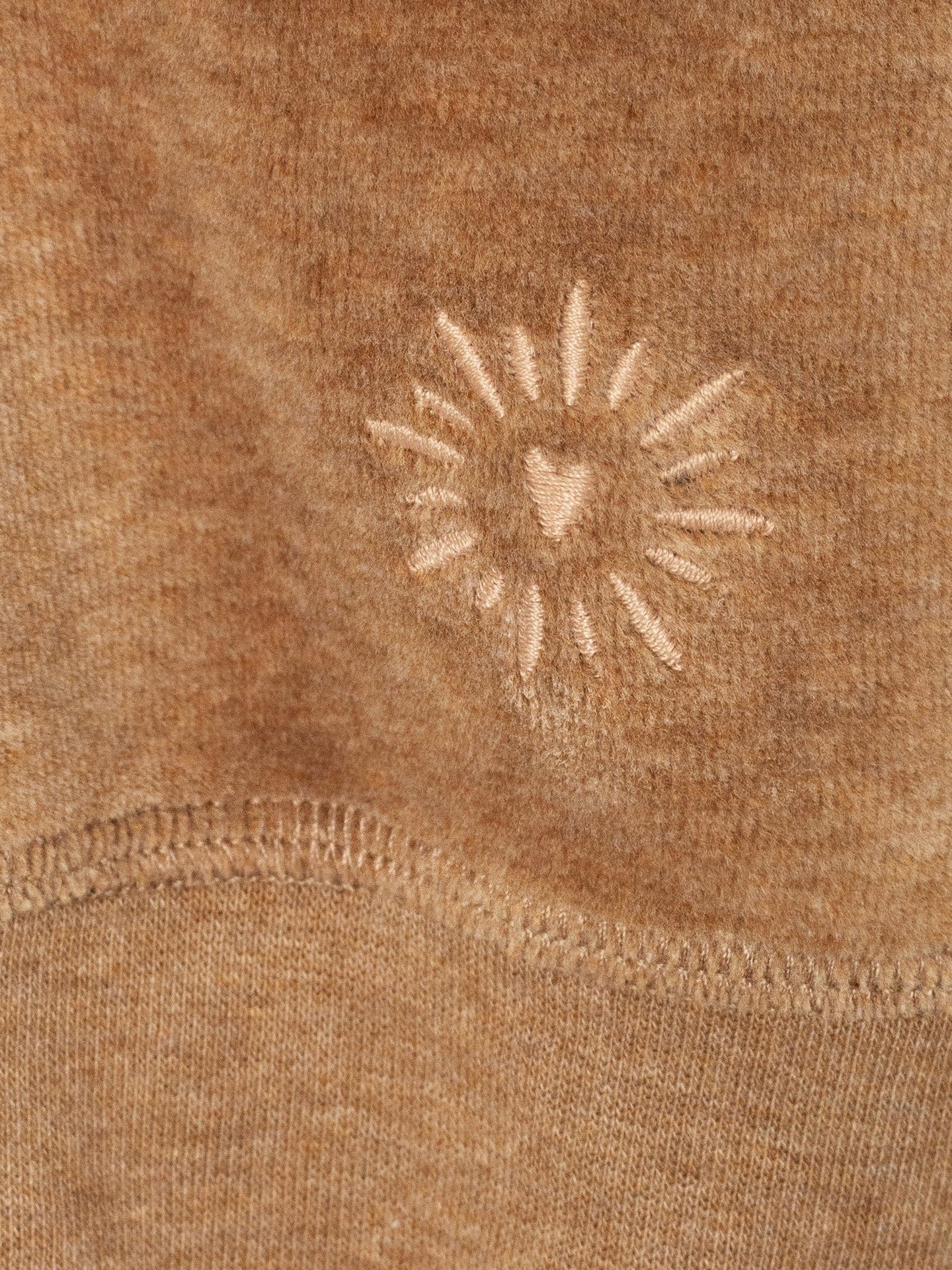 X2508 Sweatshirt Heather Camel Pierre Velour Sweatshirt Heather Camel Pierre Velour Sweatshirt