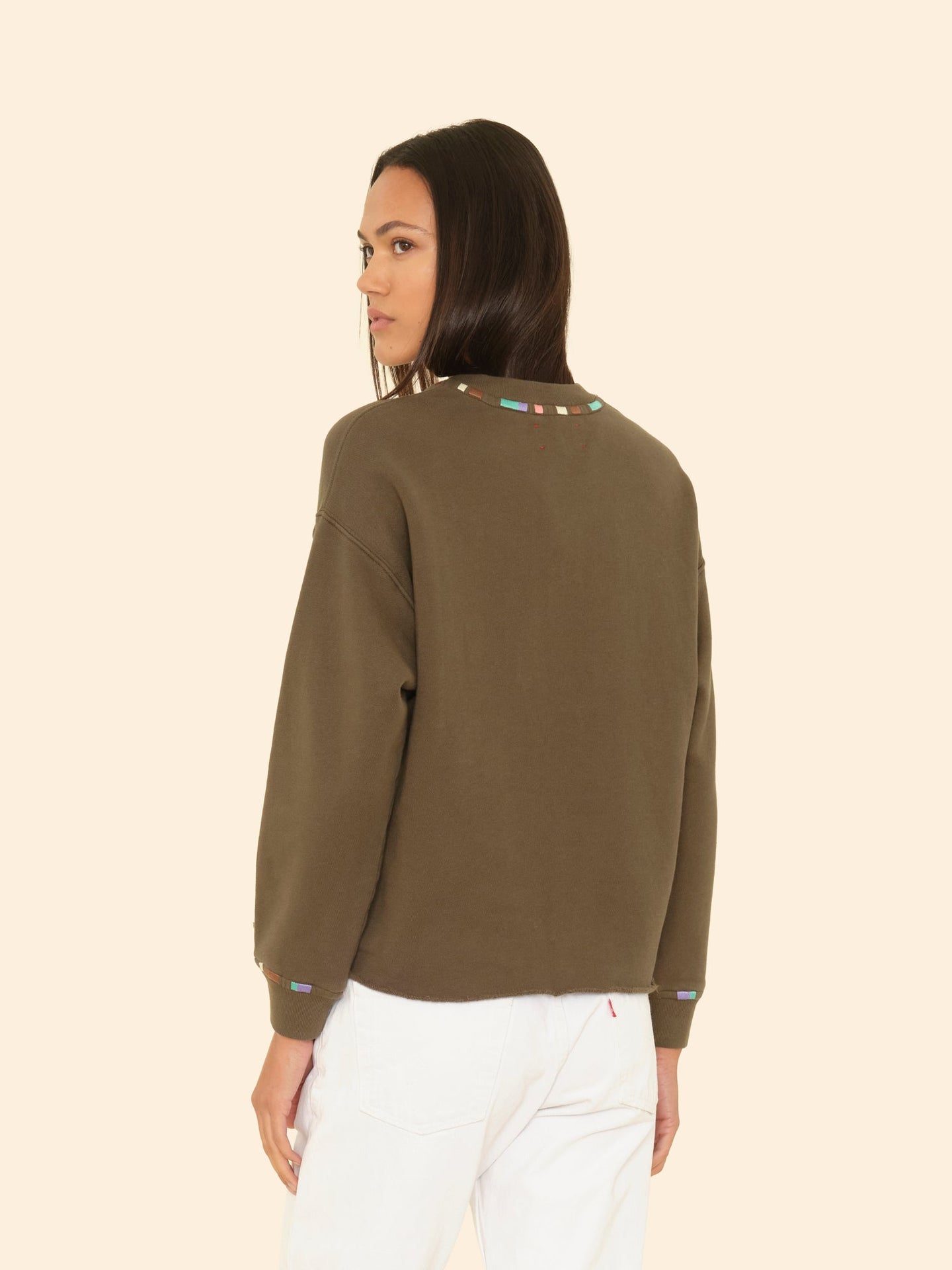 X2510 Sweatshirt Clover Green Embroidered Honor Sweatshirt Clover Green Embroidered Honor Sweatshirt