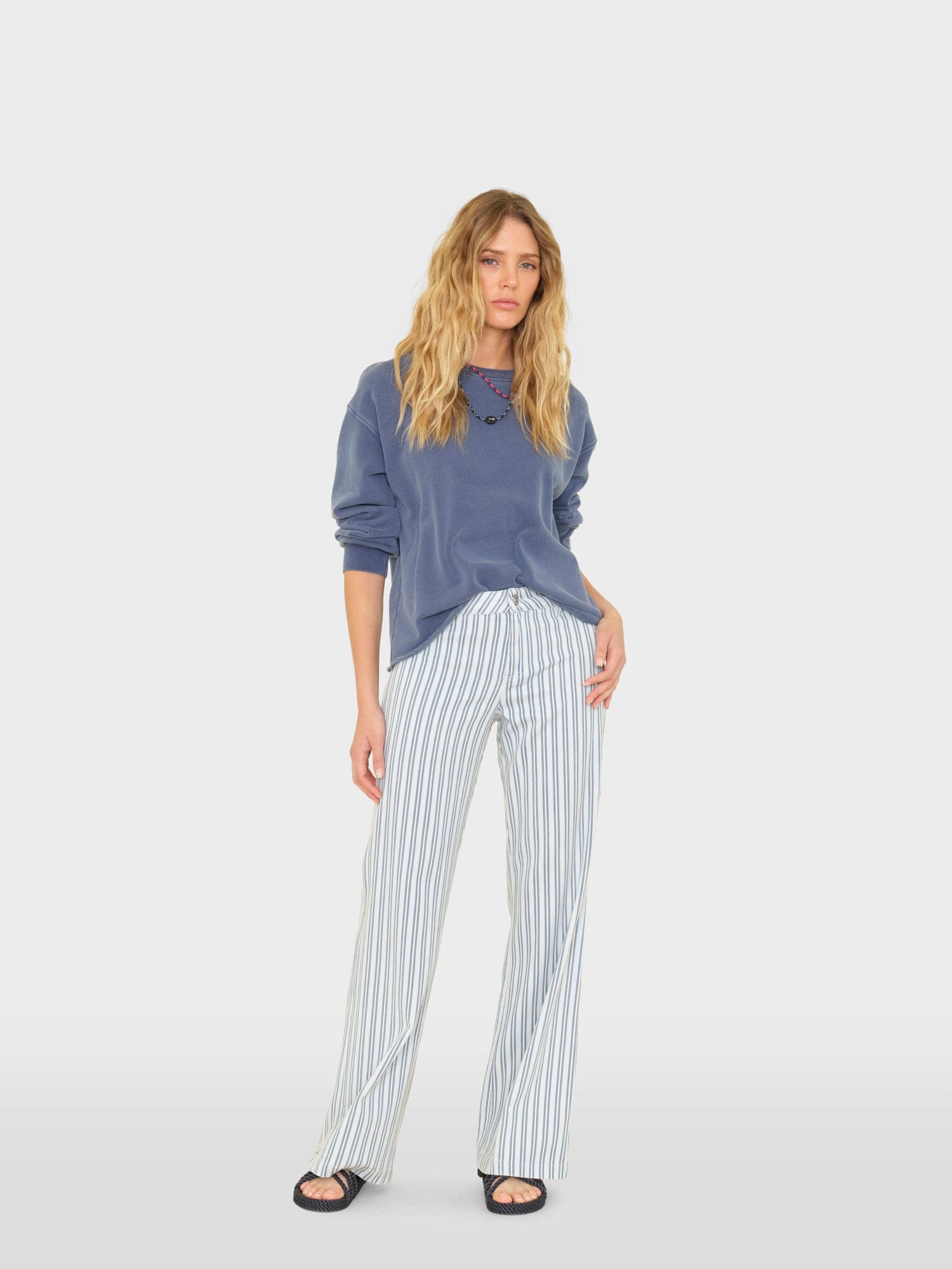 x2601-pant-lighthouse-serra-