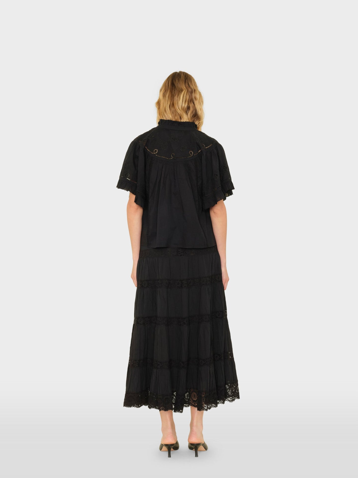 X2601 Skirt Black Amore Skirt Black Amore Skirt