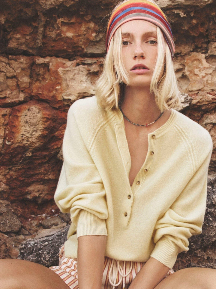 X2601 Sweater Butter Yellow Griffin Sweater Butter Yellow Griffin Sweater