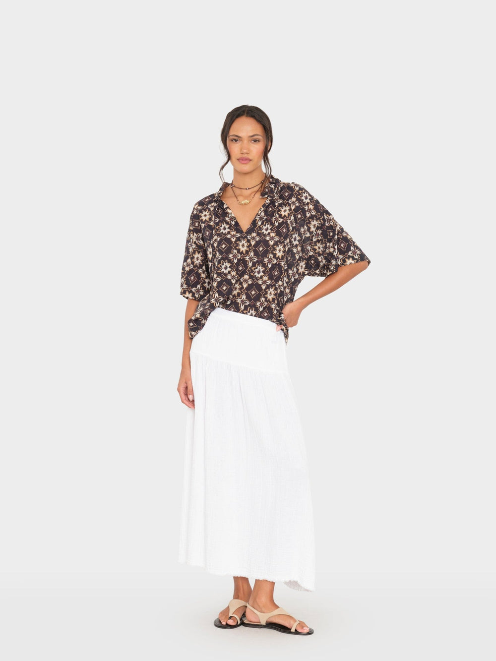 X2602 Skirt White Evelyn Skirt White Evelyn Skirt