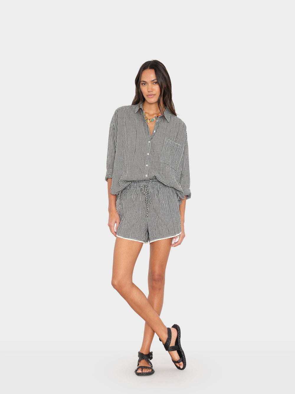 X2603 Short Black Sand Starla Short Black Sand Starla Short