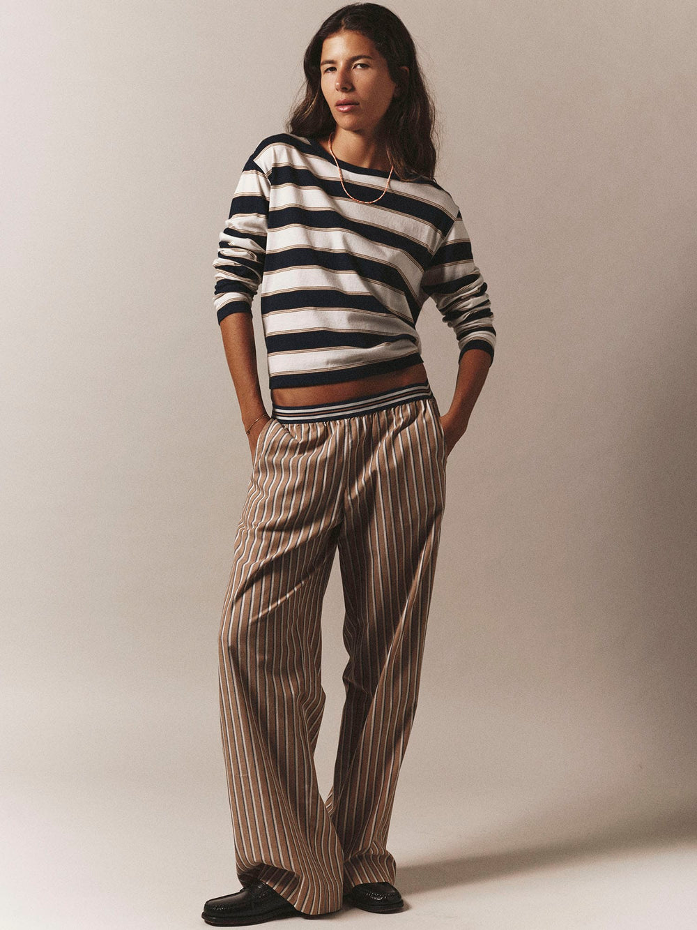 X2605 Pant Hickory Navy Alto Pant Hickory Navy Alto Pant