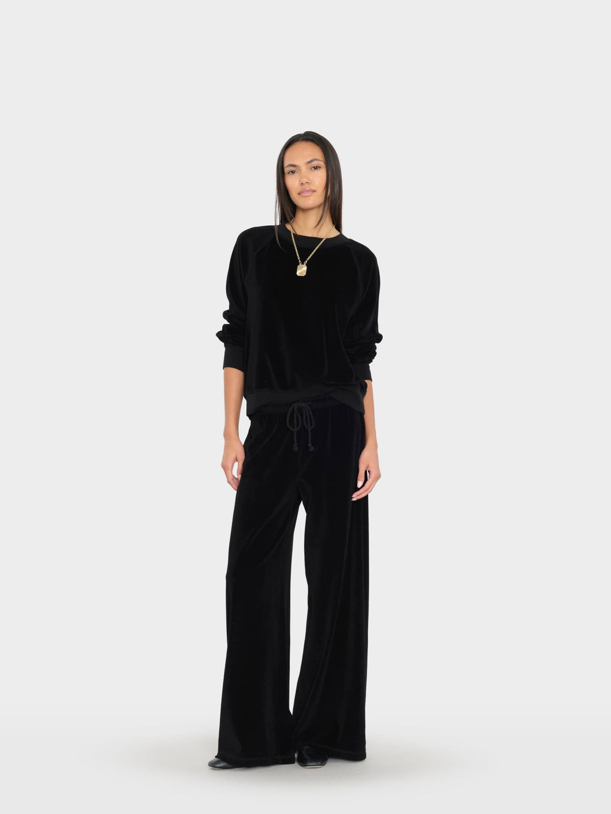 X2607 Pant Black Manon Velour Sweatpant Black Manon Velour Sweatpant