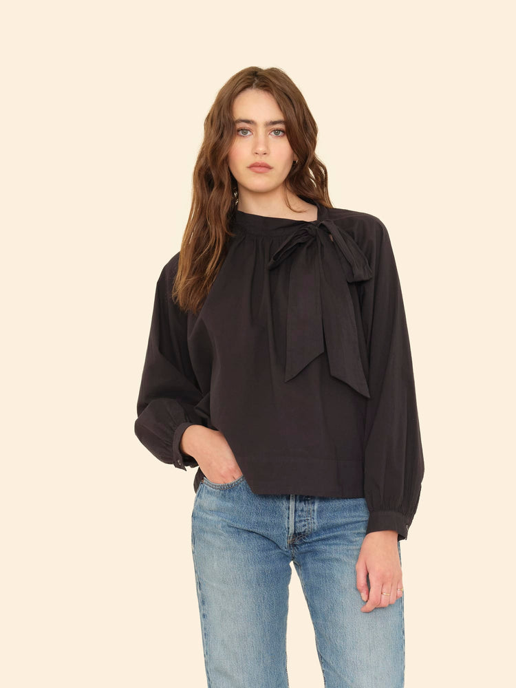 X26AS Top Black Leona Top Black Leona Top