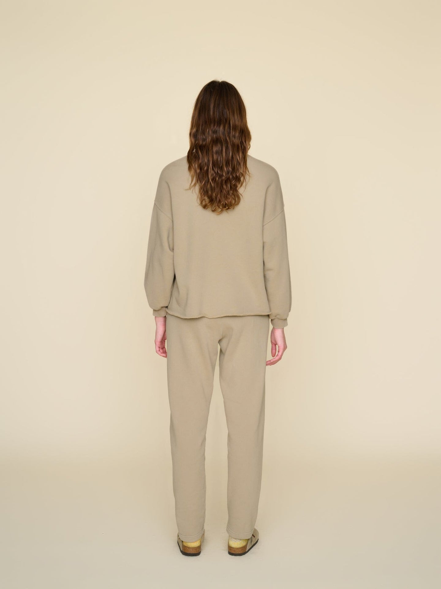 Xirena Sweatpant Putty Crosby Sweatpant