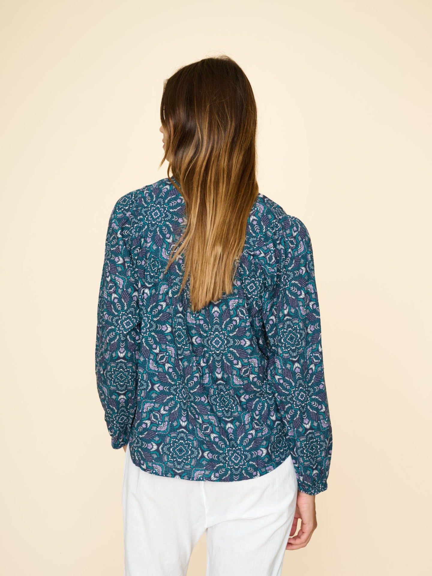 Xirena Top Indigo Flora Bryn Top
