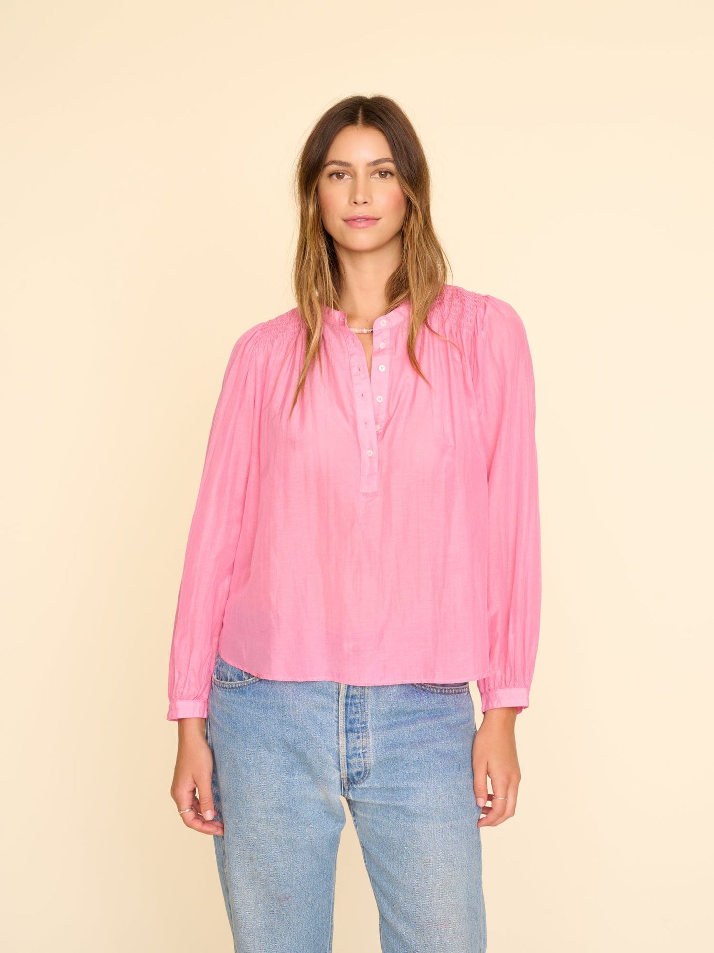 Xirena Top Petunia Hattie Top